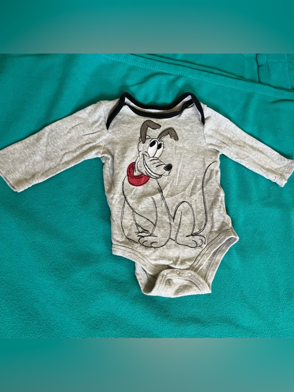 Vintage Disney Pluto Gray Long Sleeve Onesie 6–9 Months